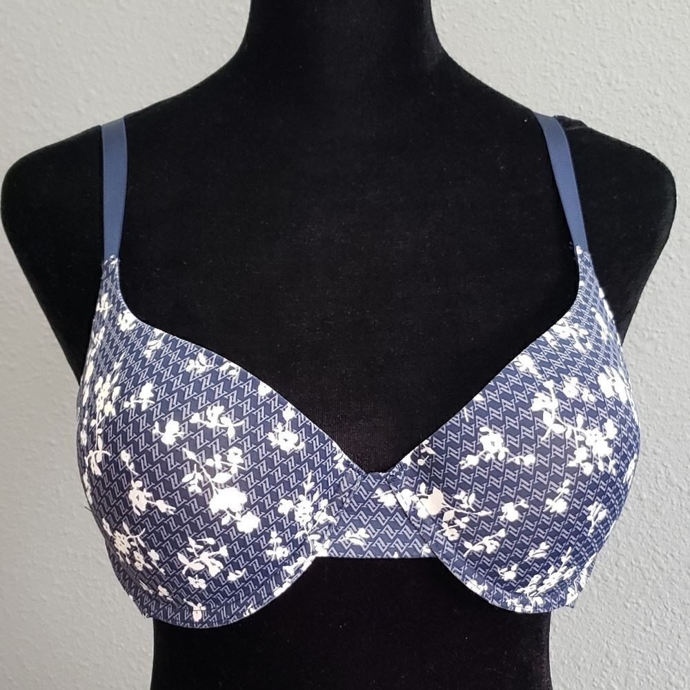 Adrienne Vittadini Studio Bra 